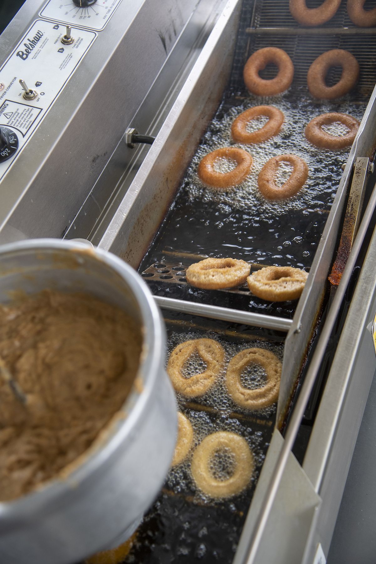 Pumpkin Donuts at Beck's Harvest House - Oct. 25, 2022 | The Spokesman ...