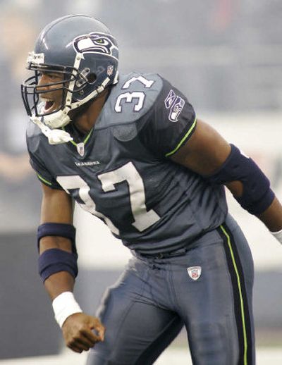 
Seattle running back Shaun Alexander led the Seahawks to their second consecutive division title and has fans thinking Super Bowl. 
 (Associated Press / The Spokesman-Review)