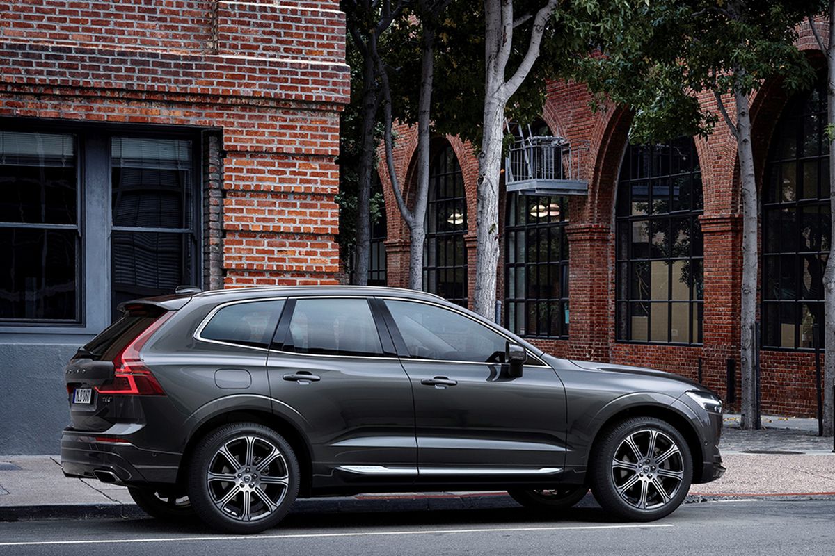 Beautifully styled inside and out, it offers a distinctly Scandinavian take on the crossover segment.  (Volvo)
