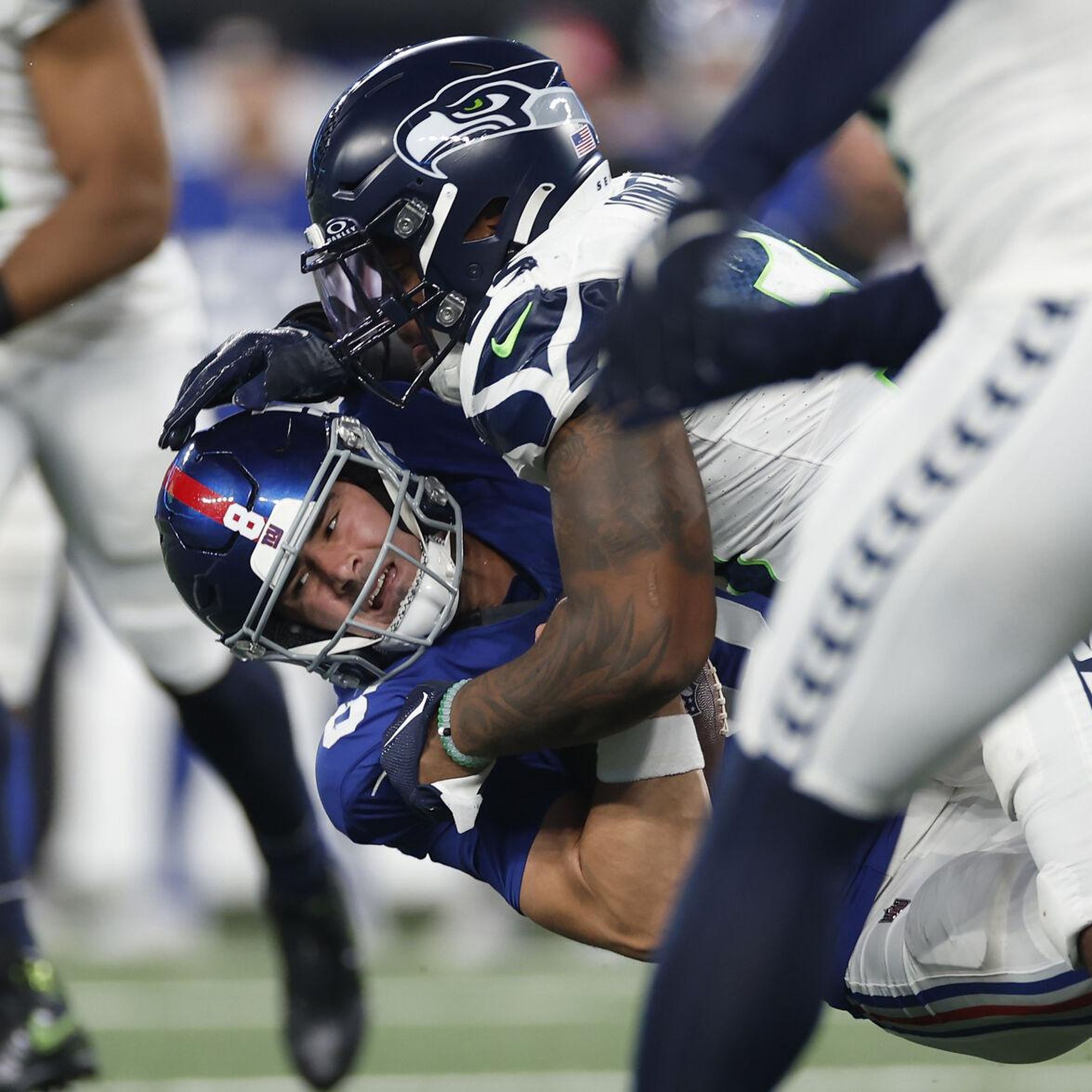 Seahawks defense feasts on Giants in dominant 'Monday Night Football' win