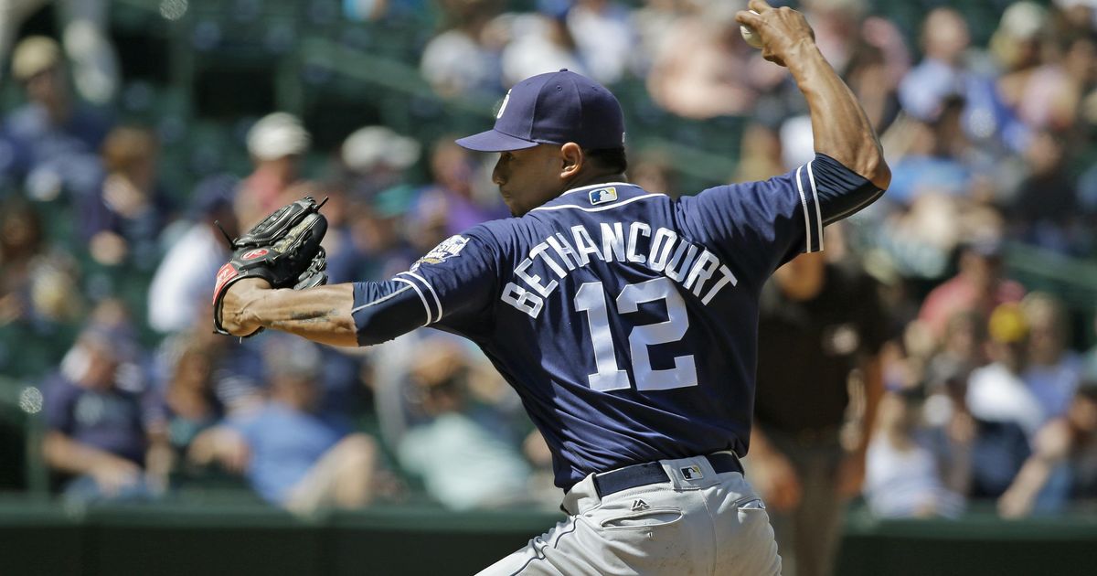 Padres’ Bethancourt plays 4 positions, hits 96 mph on mound The