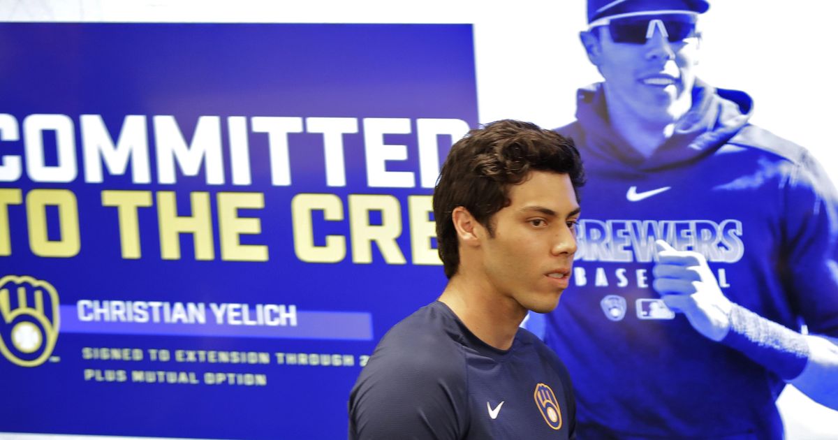 Natural fit': Christian Yelich stakes future to Brewers with $215M, 9-year  deal