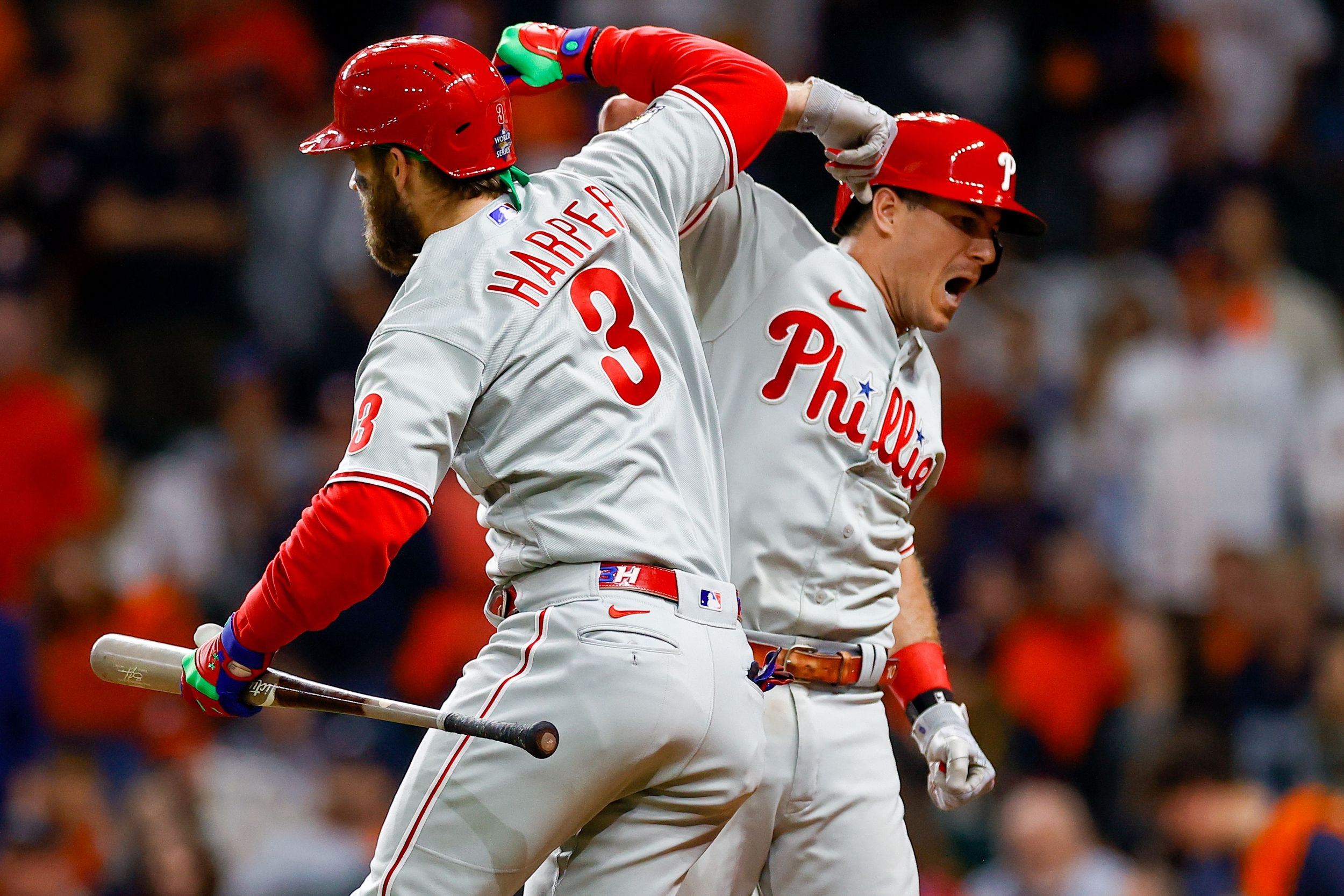 Blue Jays 9, Phillies 3: J.T. Realmuto homers, tests thumb with