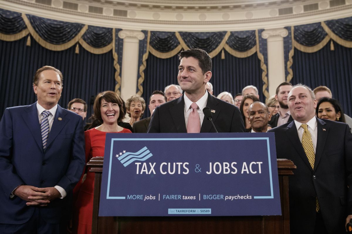 Rep. Cathy McMorris Rodgers, R-Wash., stands with Speaker of the House Paul Ryan, R-Wis., Rep. Vern Buchanan, R-Fla., and House Majority Whip Steve Scalise, R-La., right, as they unveil the GOP