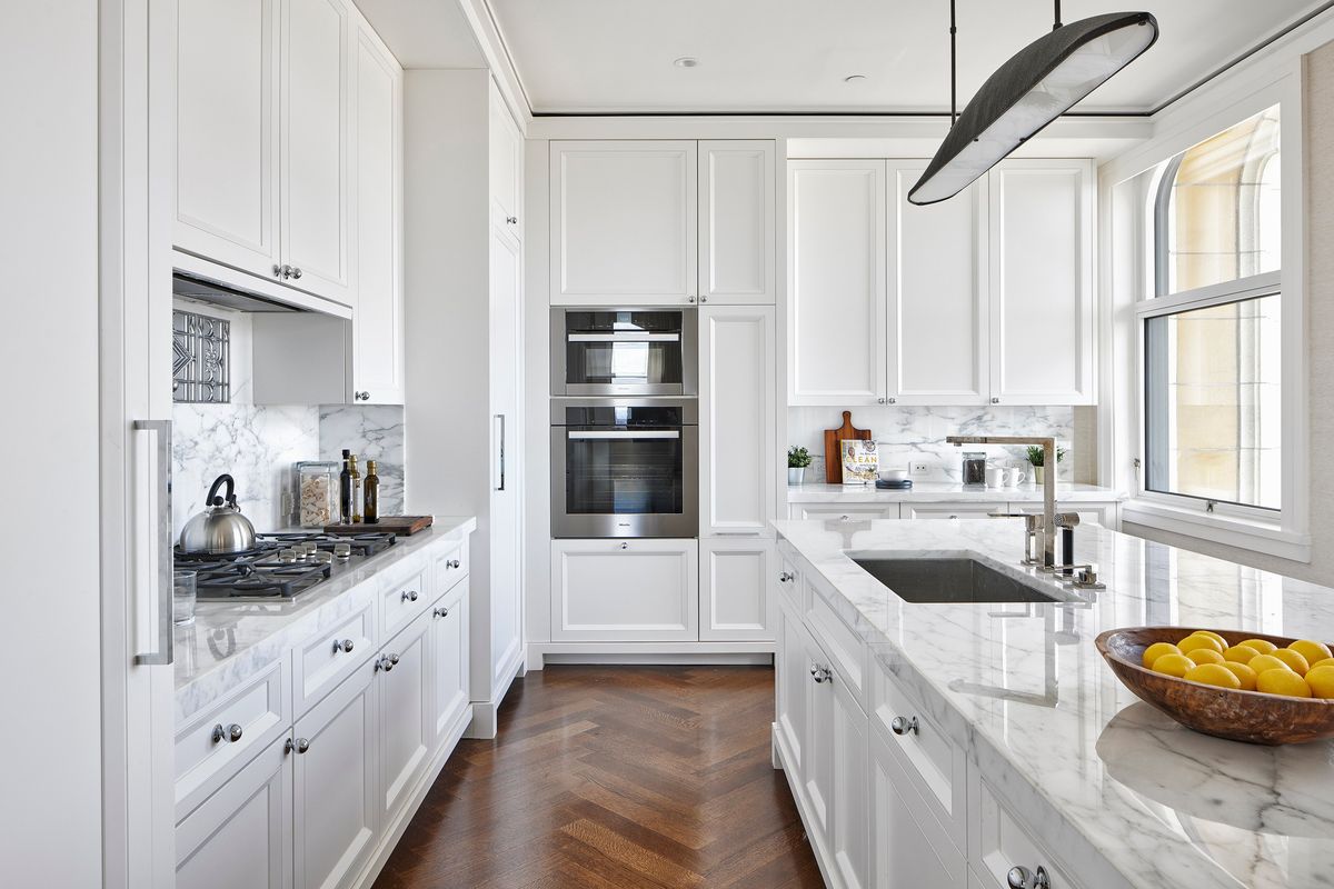 A white kitchen creates a sense of elegance and timelessness to this kitchen. (Handout/TNS)  (HO)