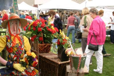 
Last year's Garden Expo featured everything from flowers to crafts.
 (Photo courtesy of Barbara Murray / The Spokesman-Review)