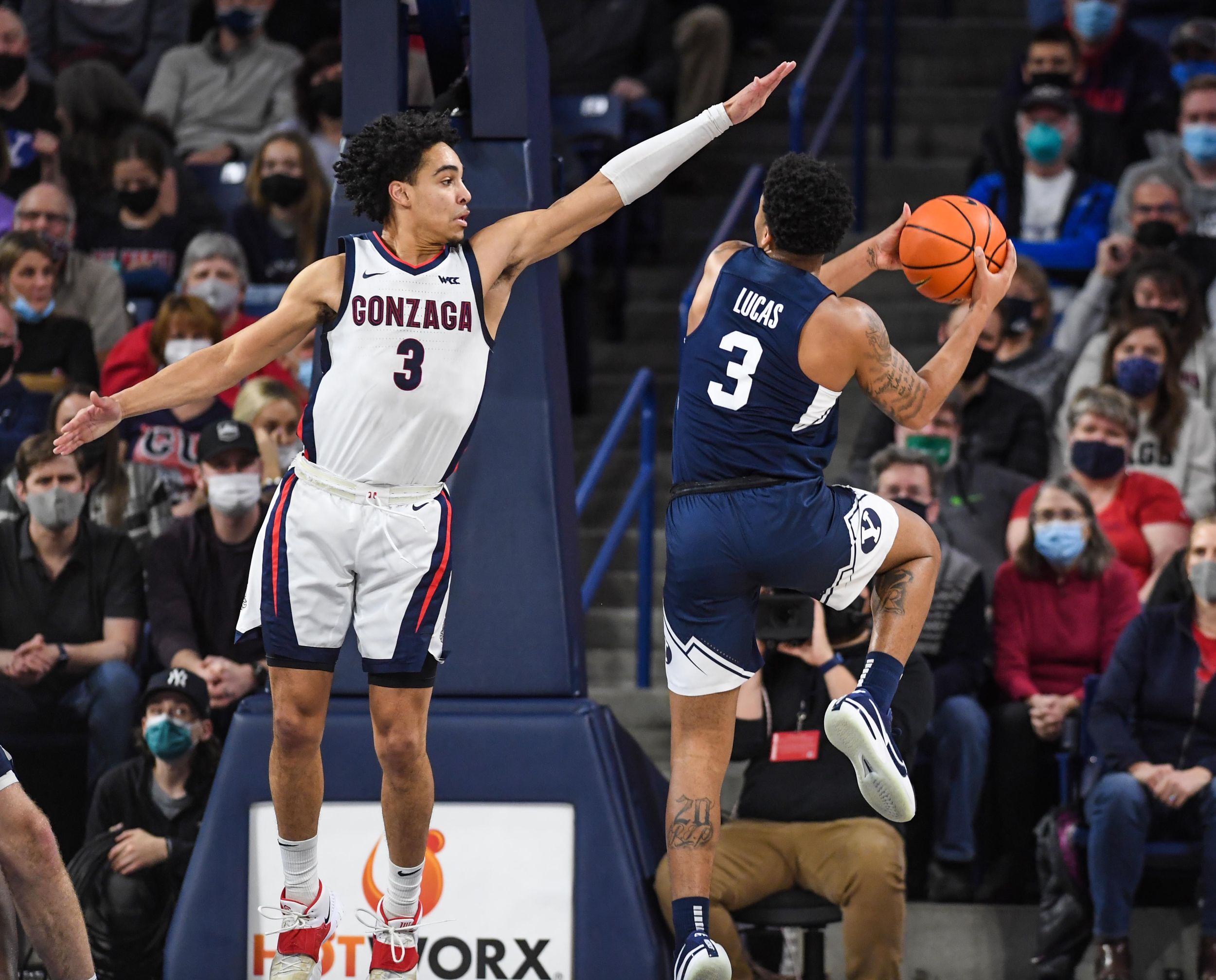 Chet Holmgren powers No. 2 Gonzaga to 90-57 victory over BYU - Seattle  Sports