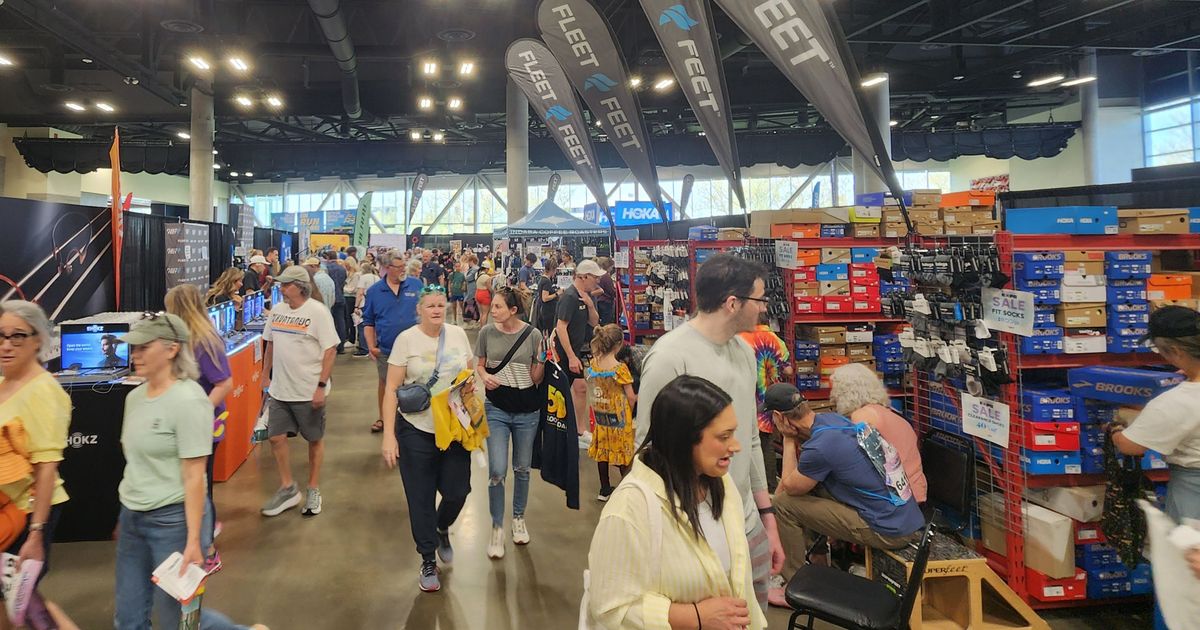 Sneakers, swag and CPR: Bloomies and friends prep for Spokane's Sunday race at the 2026 annual trade show