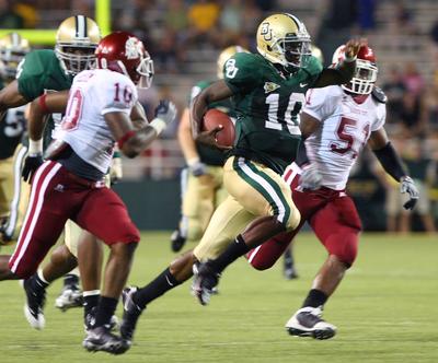 Baylor quarterback Robert Griffin found many gaps between Washington State defenders. (Associated Press / The Spokesman-Review)