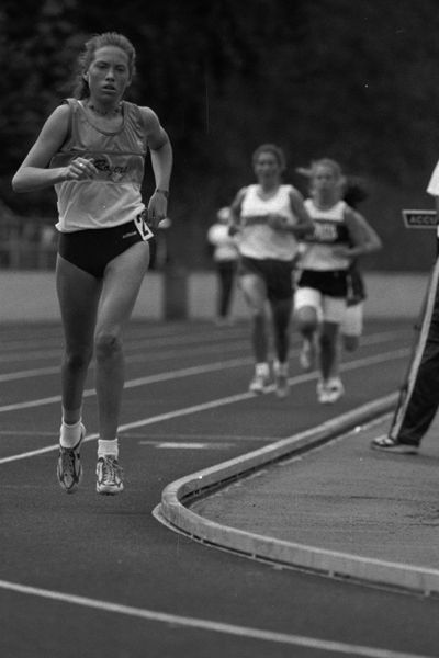 In 1993, Rogers junior Jessica Fry finished second in the state 3,200 meters. (File/The Spokesman-Review)