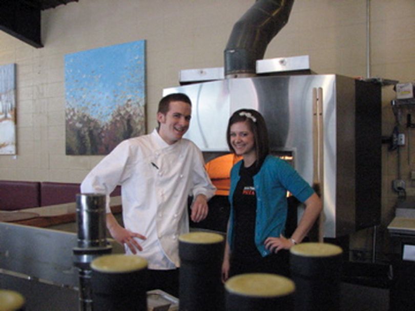 South Perry Pizza owner Krista Kautzman and pizza chef Christ Dietz getting ready for the onslaught celebrating the restaurant's one-year birthday on Dec. 2 2010 (Pia Hallenberg)