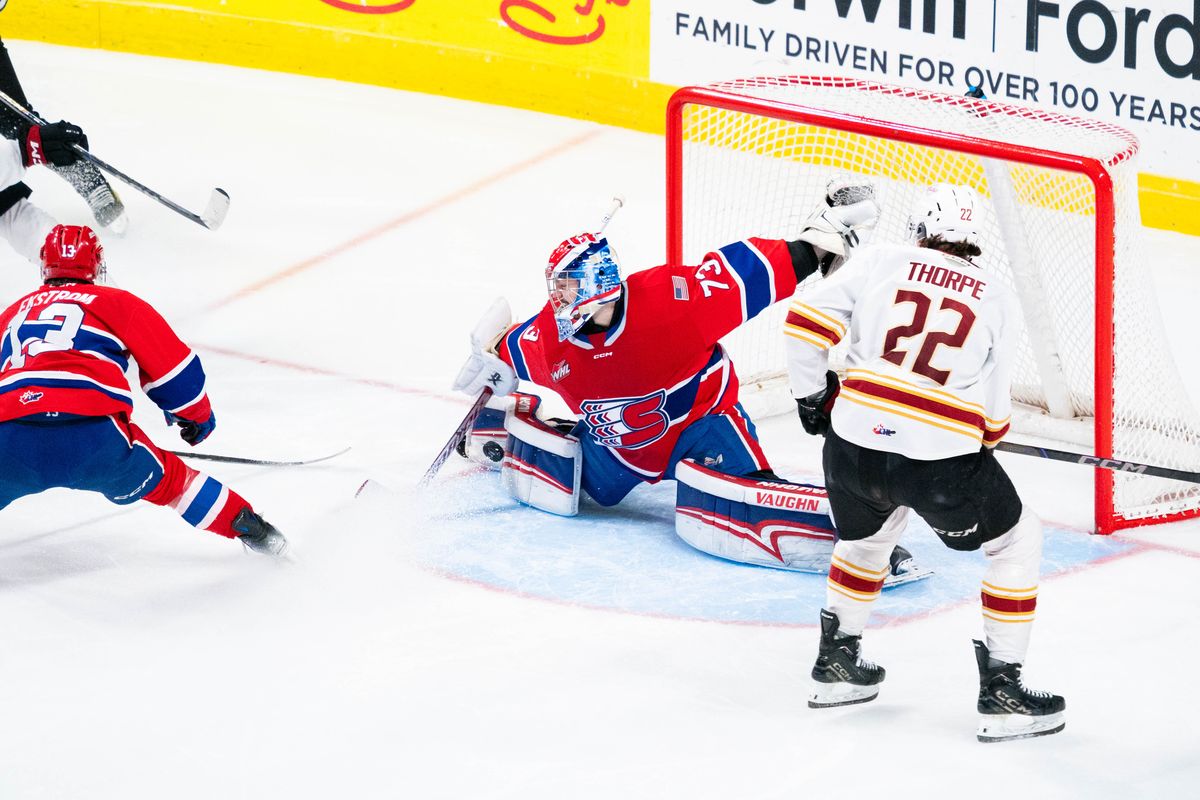 Spokane Chiefs goalie Dawson Cowan makes a save against the Vancouver Giants on April 3, 2025 at the Arena.   (Larry Brunt)