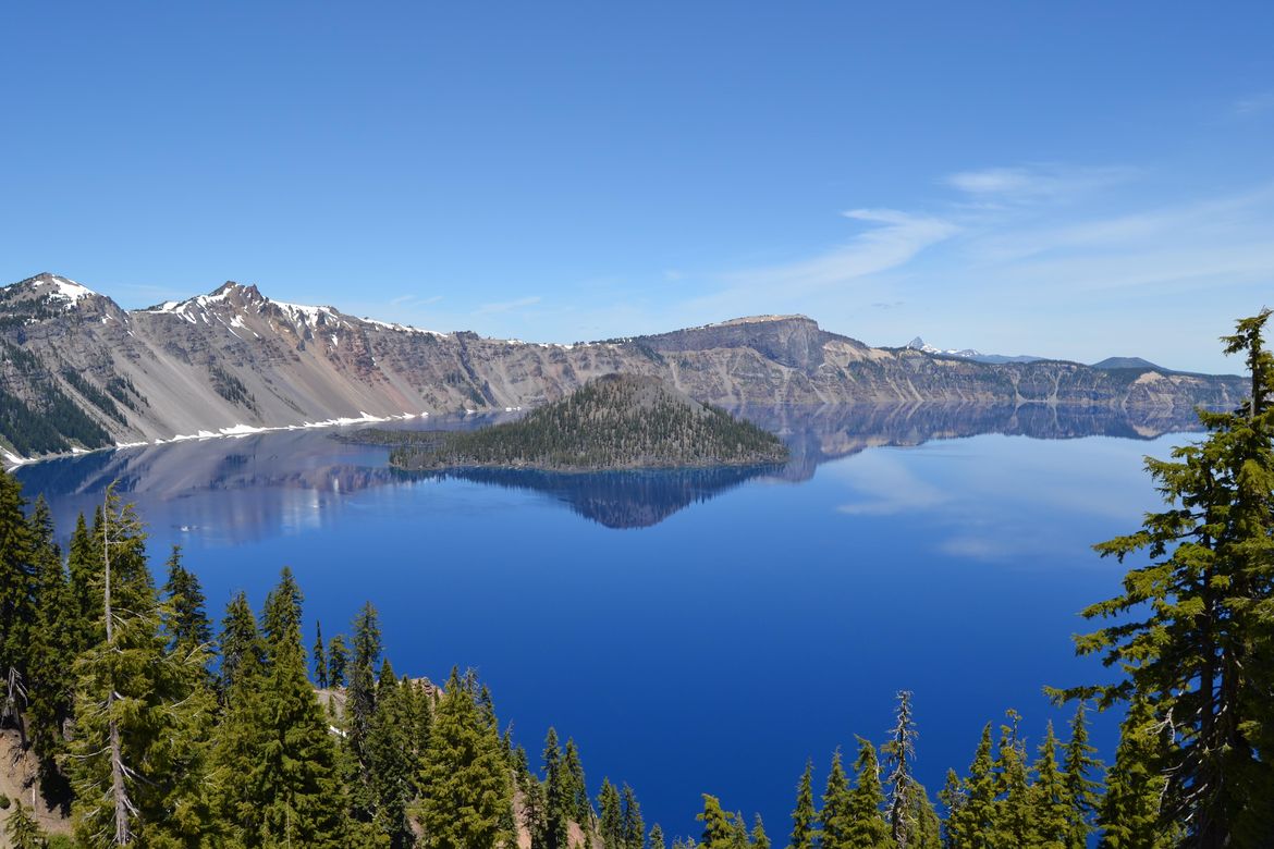 Florida man dies after fall into Crater Lake caldera | The Spokesman-Review