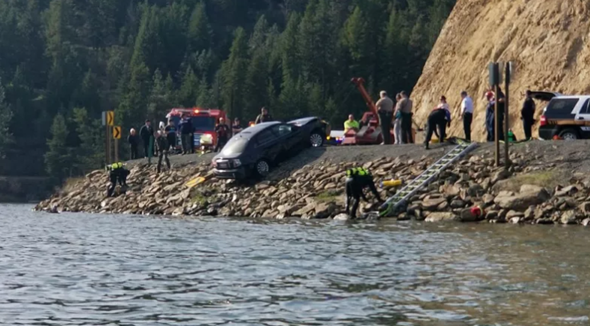 Coeur Dalene Woman Dies After Driving Car Into Fernan Lake The Spokesman Review 1022