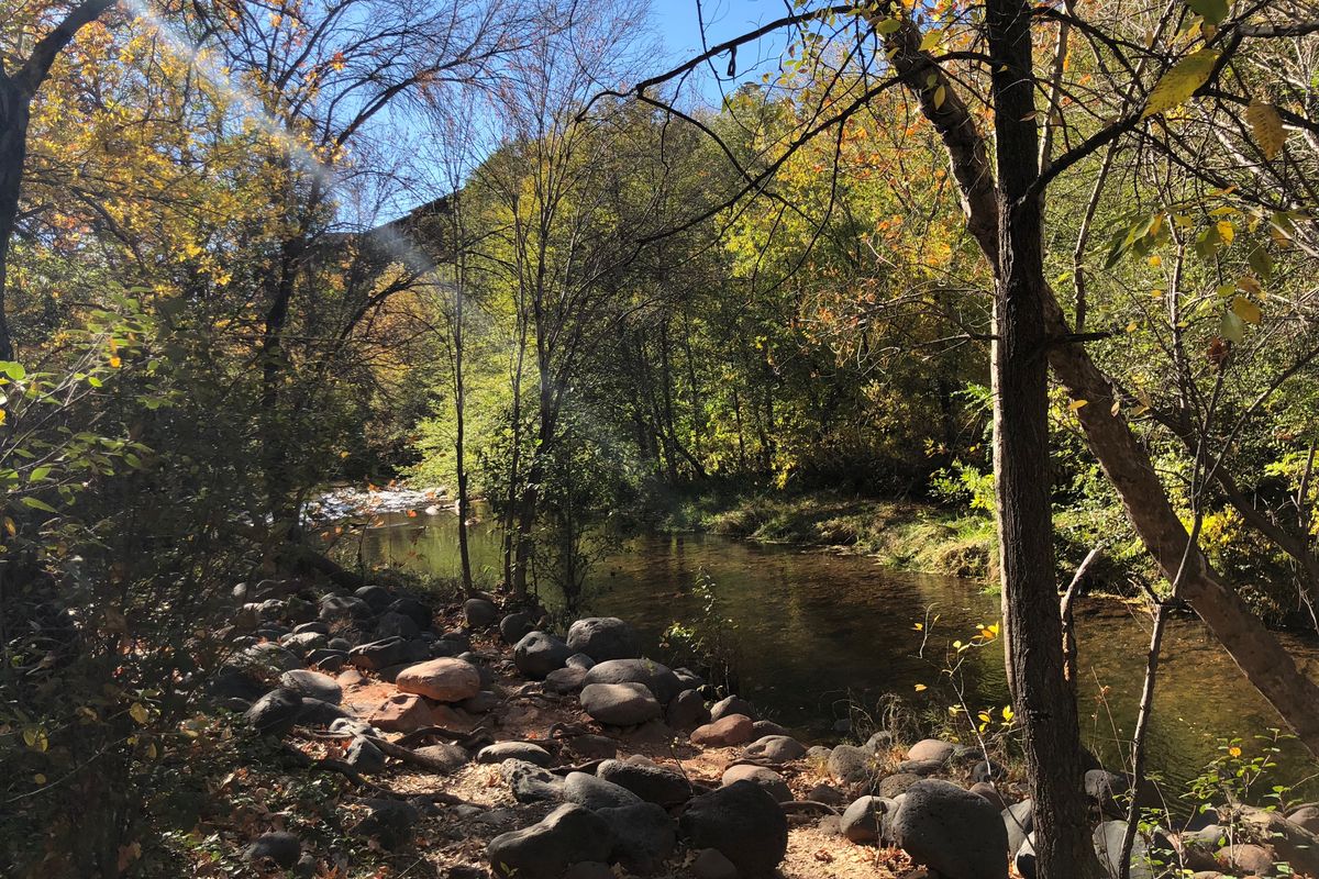 On the banks of Oak Creek, Rancho Sedona offers a peaceful respite from the popular tourist area of this beautiful central Arizona city. (Leslie Kelly)