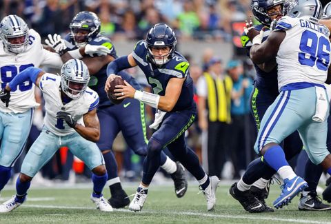 Seahawks backup quarterback battle is real and that is scary