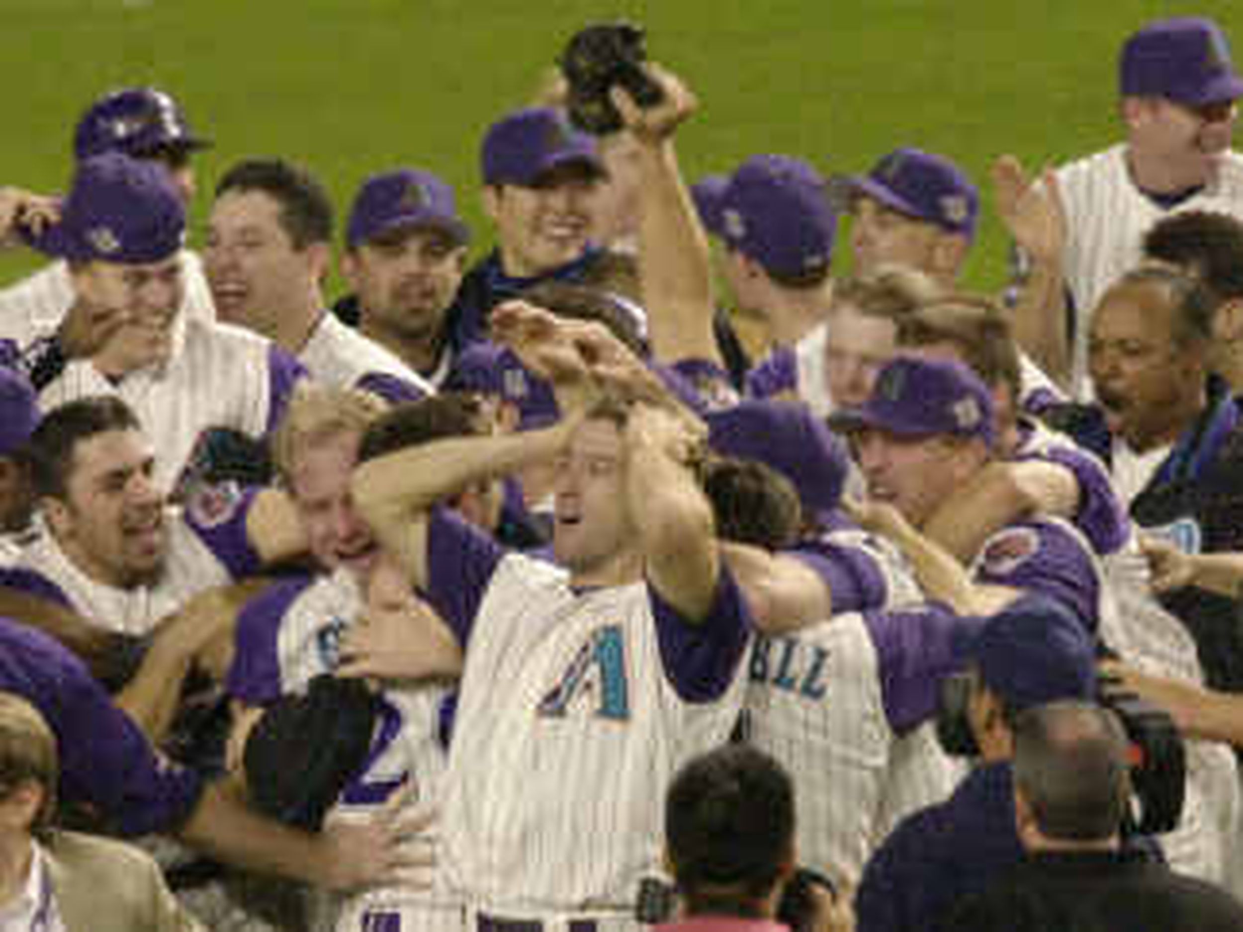 Arizona Diamondbacks celebrate their win of Game 7 of the World