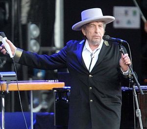 This July 22, 2012 file photo shows U.S. singer-songwriter Bob Dylan performing on stage at "Les Vieilles Charrues" Festival in Carhaix, western France.  (AP Photo/David Vincent, file)