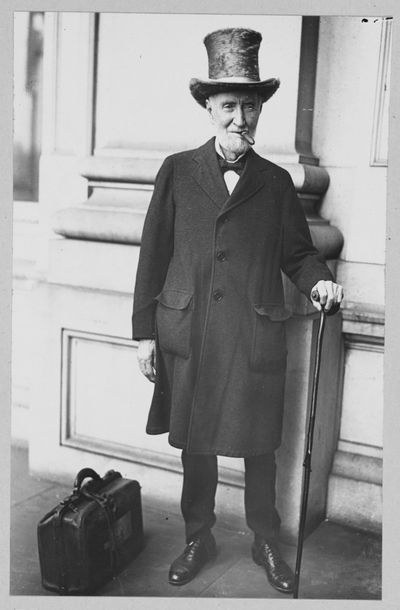 Joseph Gurney Cannon, who retired from Congress in 1923 after nearly 50 years in public service, dons his old beaver hat. (Library of Congress via Washington Post)
