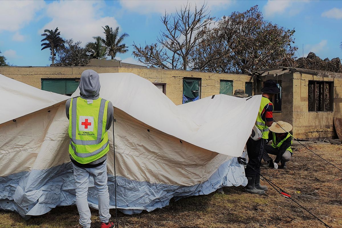 Red Cross teams set up a temporary shelter Saturday in Sopu, Nukualofa, as the Tonga island group grapples with the aftermath from the recent volcanic eruption.  (HONS)