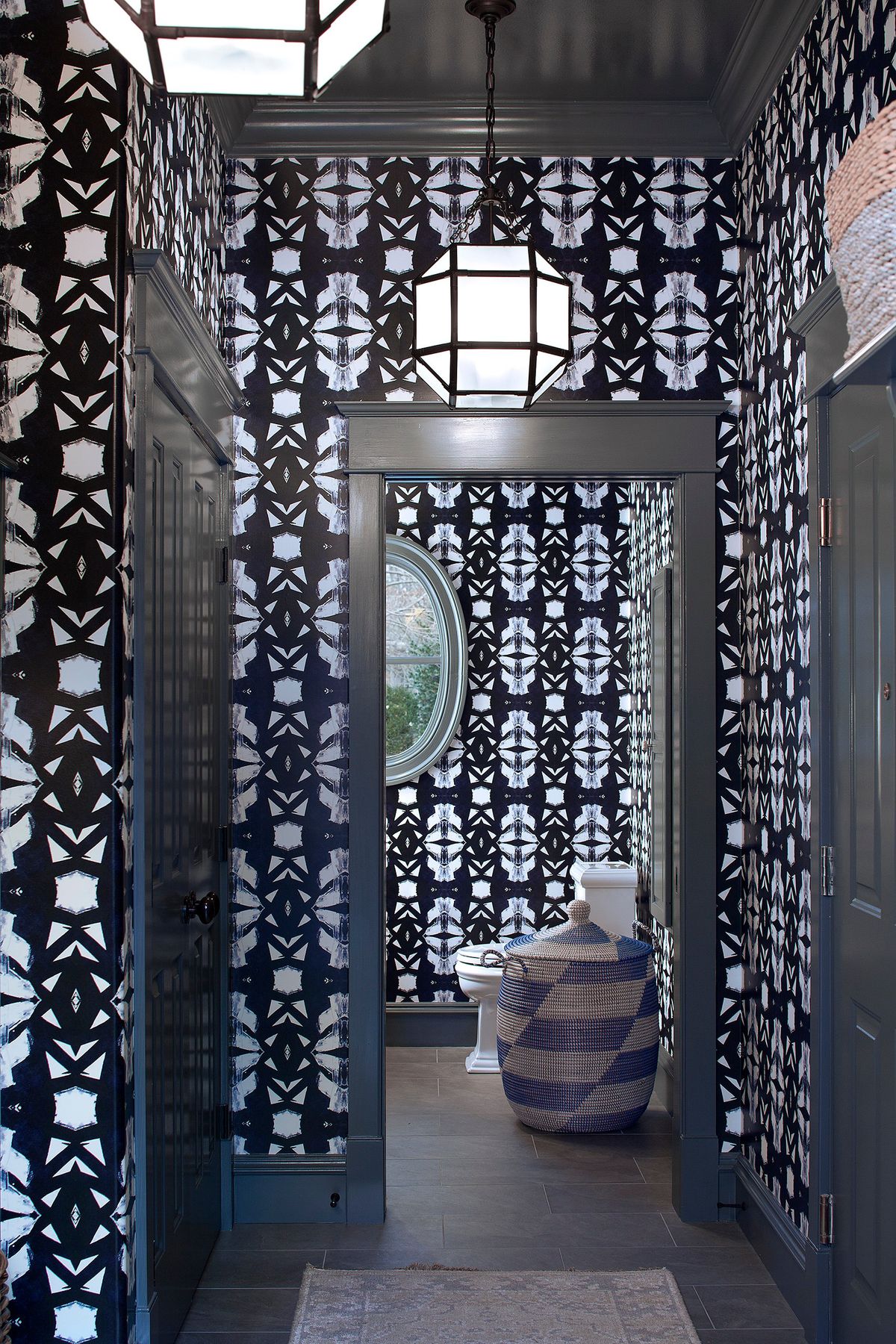 De Nimes holds its own paired with this bold wallpaper. MUST CREDIT: Mitch Allen  (Mitch Allen/Mitch Allen)