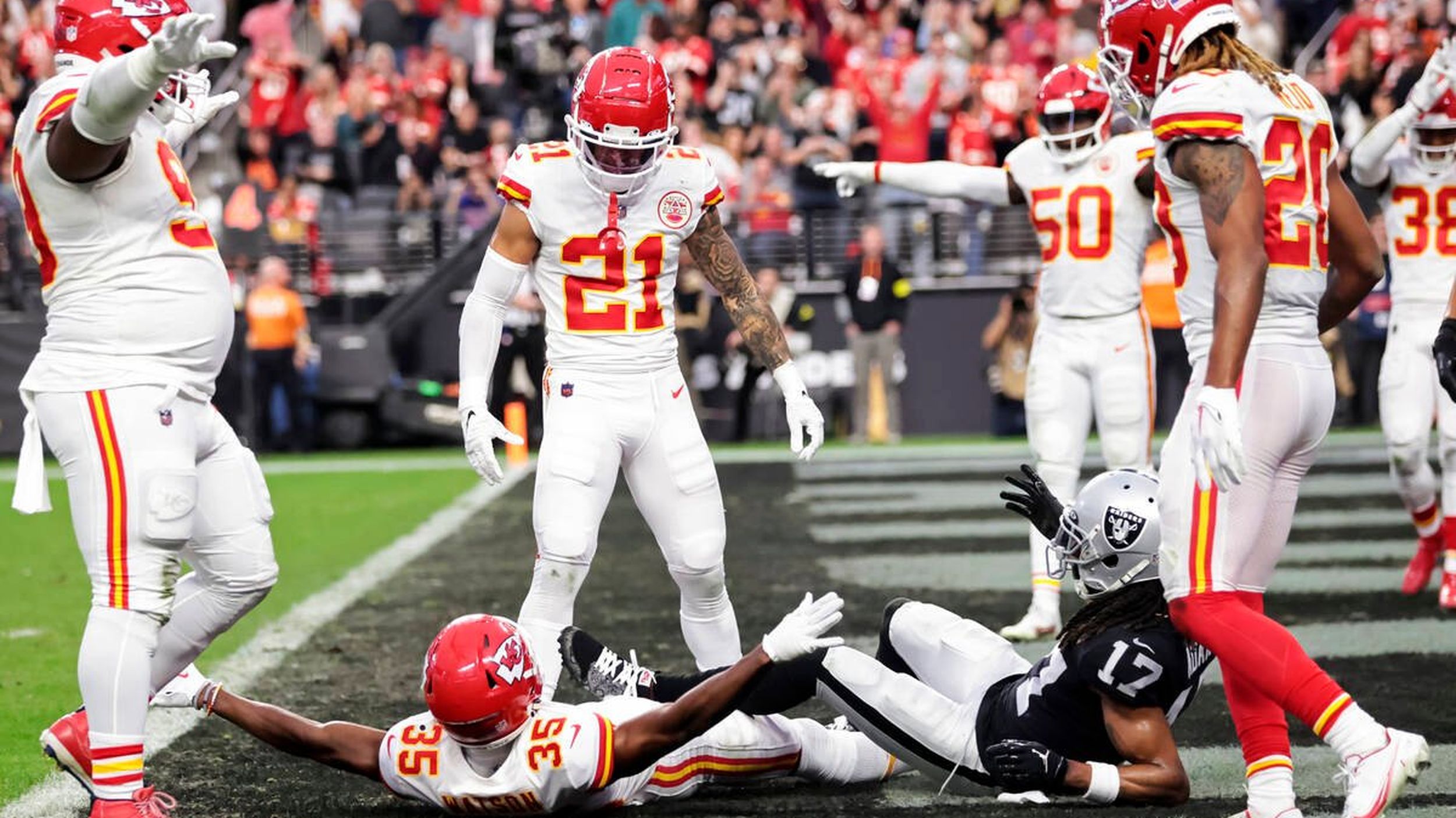 Kansas City Chiefs cornerback Jaylen Watson (35) against the Las Vegas  Raiders in an NFL football