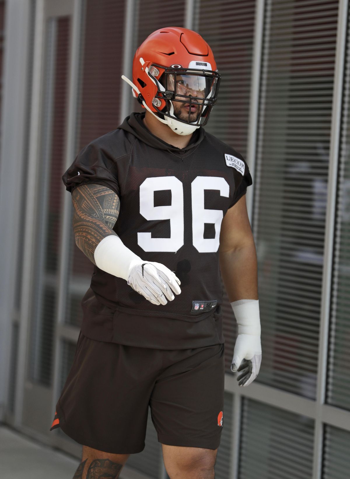 Cleveland Browns defensive tackle Daniel Ekuale walks out on the field during practice at the NFL football team's training camp facility, Thursday, July 25, 2019, in Berea, Ohio. (Tony Dejak / AP)