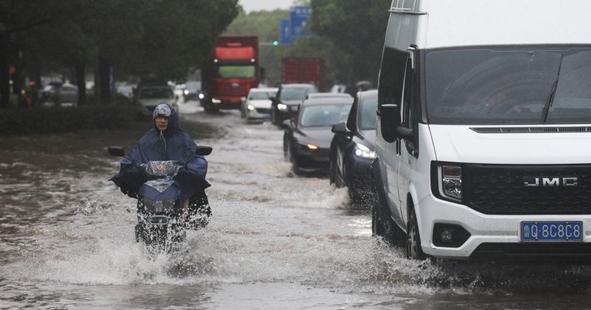 Typhoon Dolphin Remnants Bring Torrential Rains to Beijing and Henan - News Directory 3