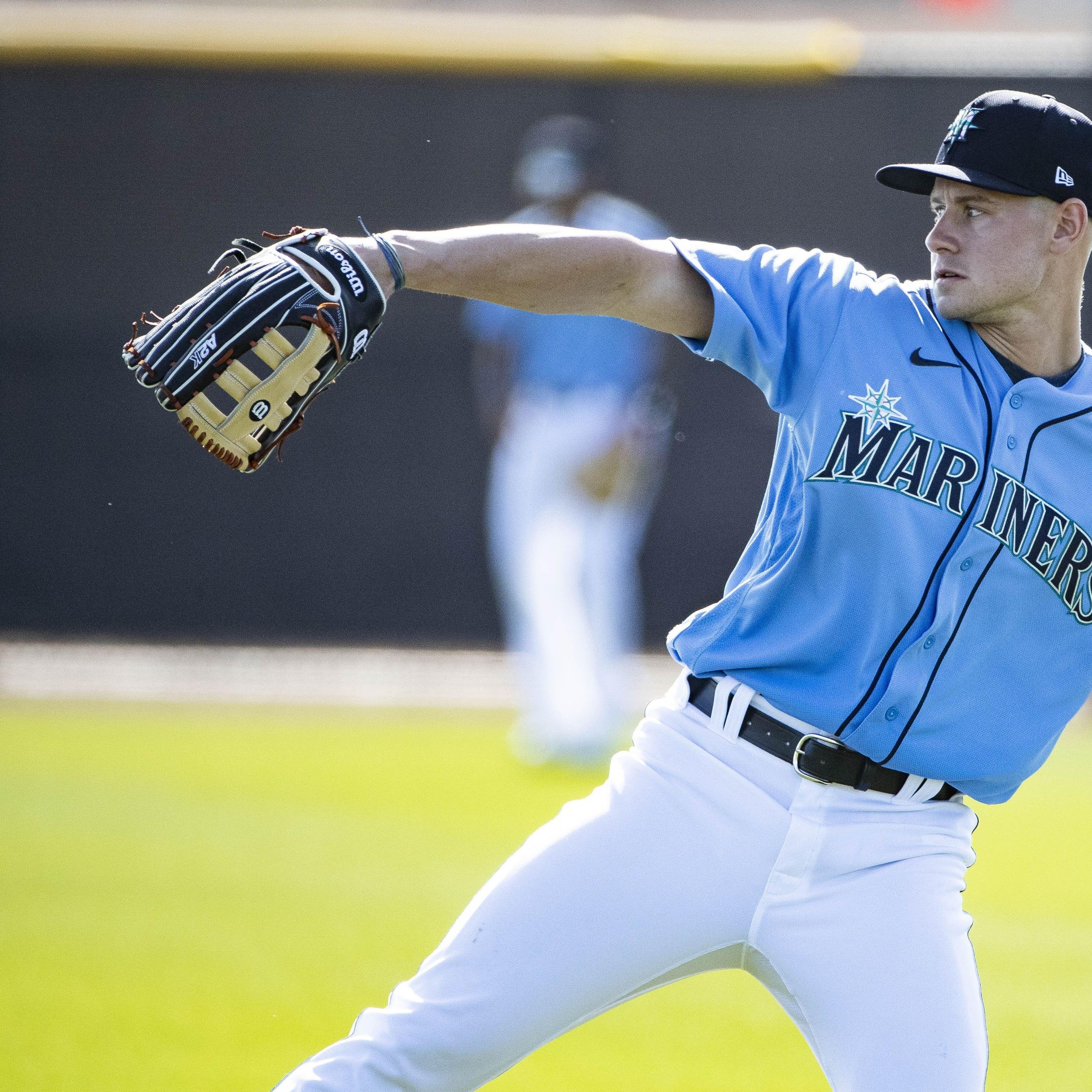 PEORIA, AZ - MARCH 22: Seattle Mariners center fielder Julio