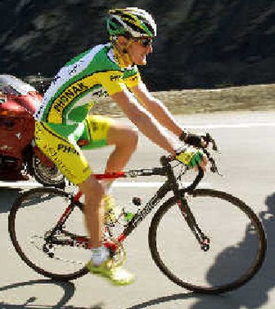 
American Floyd Landis trails overall race leader Oscar Pereiro by 1 minute, 29 seconds
 (Associated Press / The Spokesman-Review)