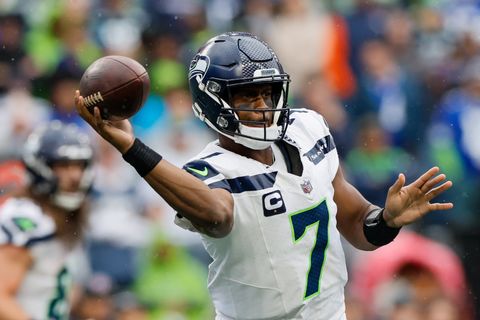 Seattle Seahawks on X: Featuring five primetime games, take a closer look  at our schedule for 2021. 