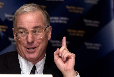Democratic National Committee Chairman Howard Dean gestures before his keynote speech at the annual fall DNC meetings Dec. 3, 2005, in Phoenix.  (Associated Press / The Spokesman-Review)