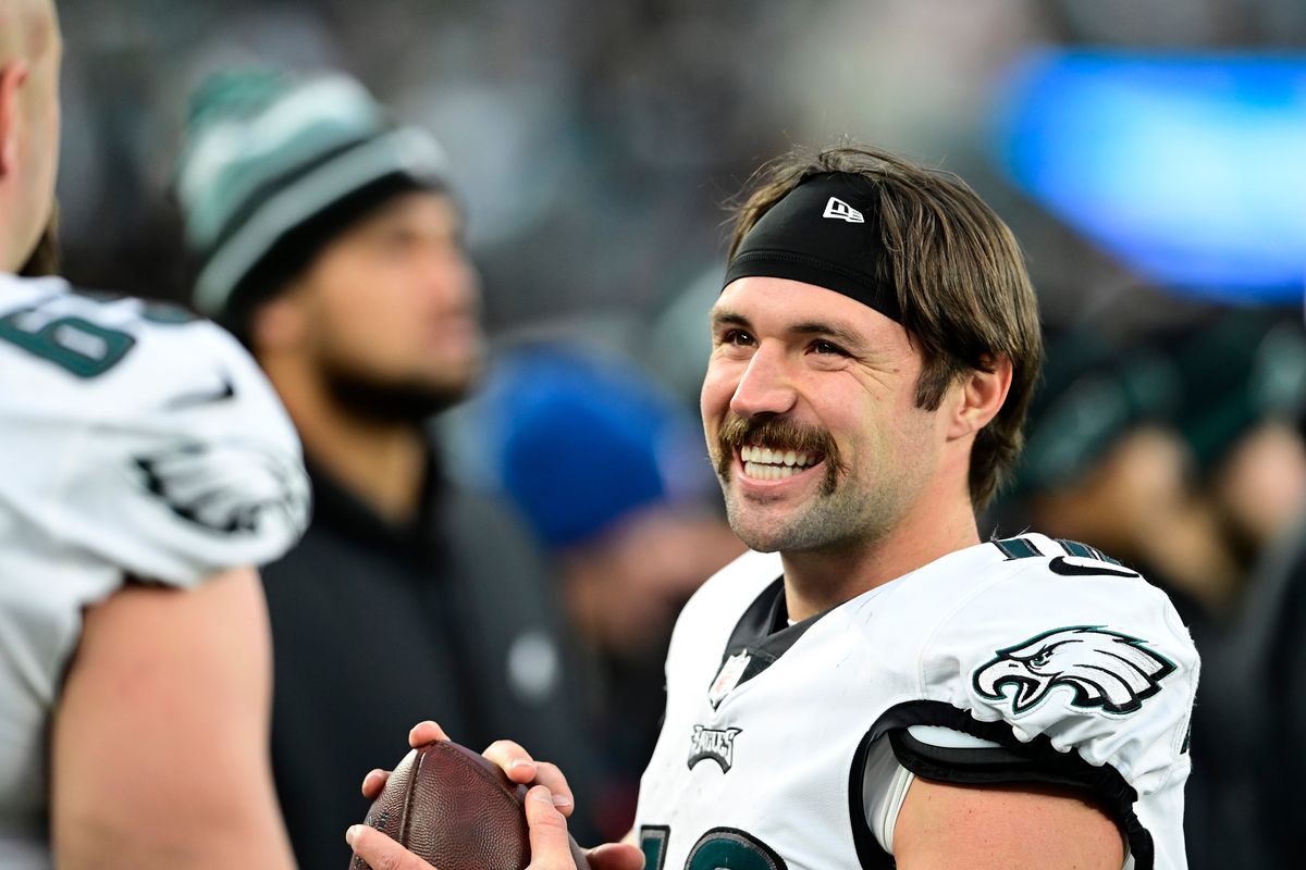 Gardner Minshew reacts while playing for the Philadelphia Eagles on Dec. 05, 2021 in East Rutherford, New Jersey. Minshew signed with the Indianapolis Colts this offseason.  (Getty Images)