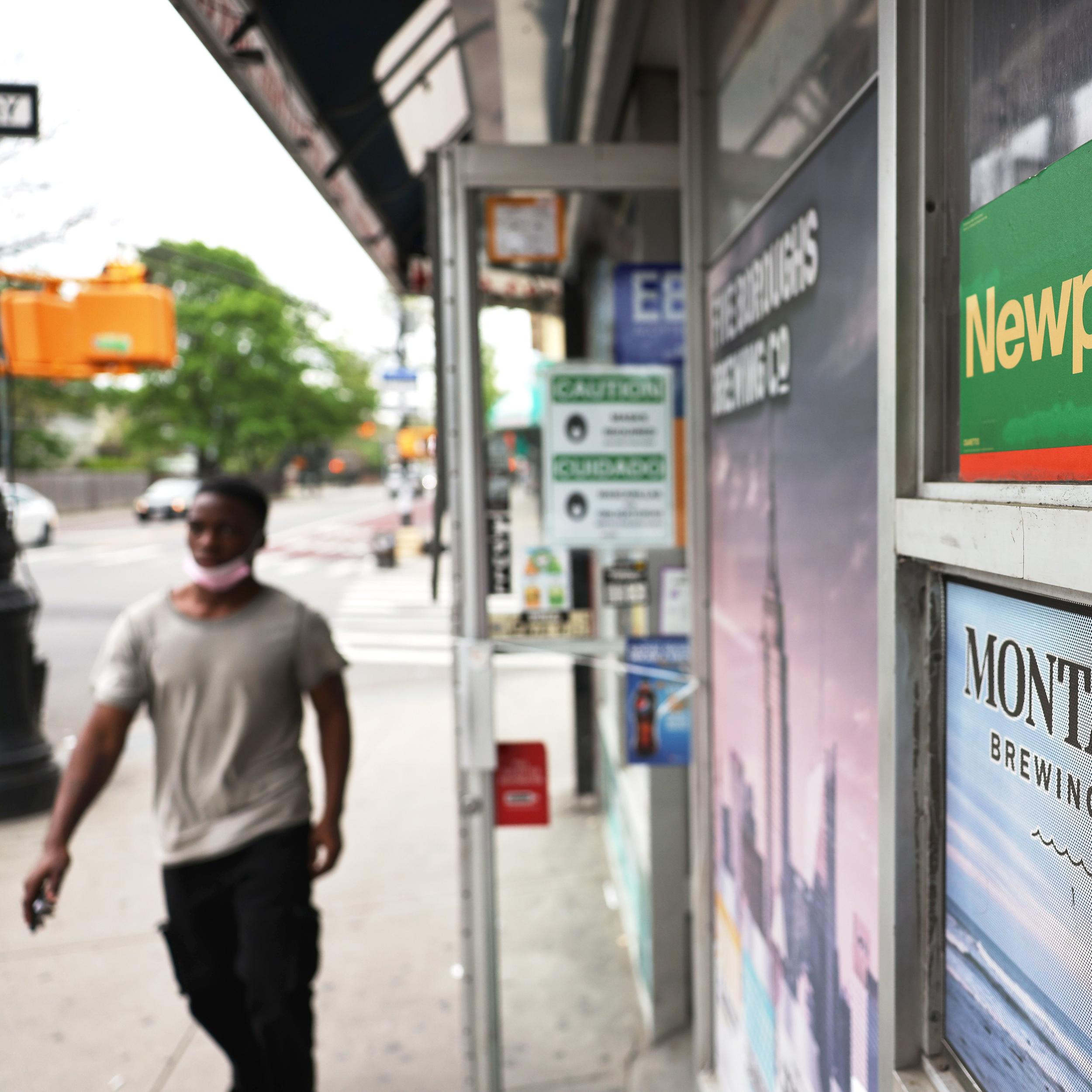 FDA moves to ban sales of Vuse menthol vapes