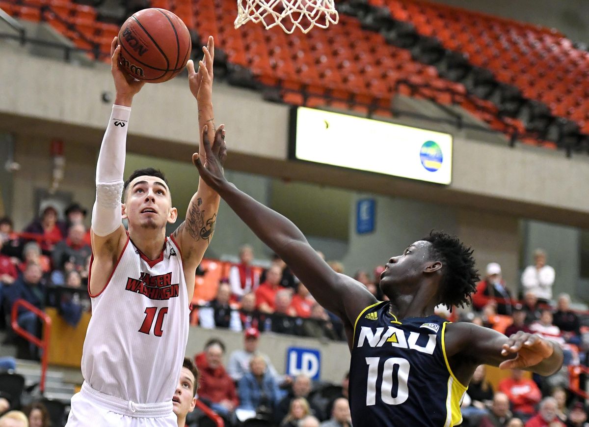 Eastern Washington S Men S Basketball Team Hosts Northern Arizona Feb   SRX 02092 