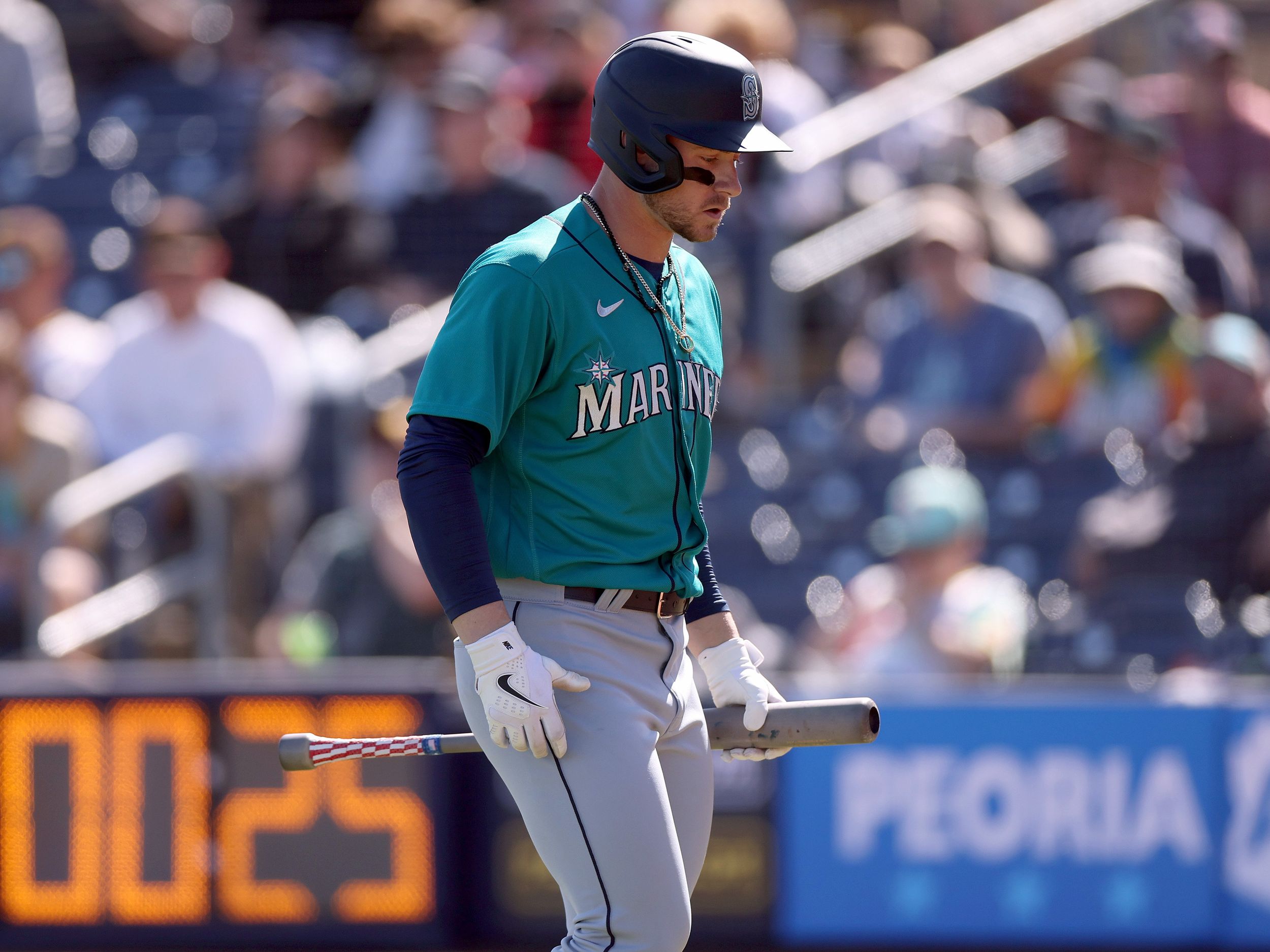 As MLB makes tweaks to pitch clock, Mariners still trying to figure out  best approach