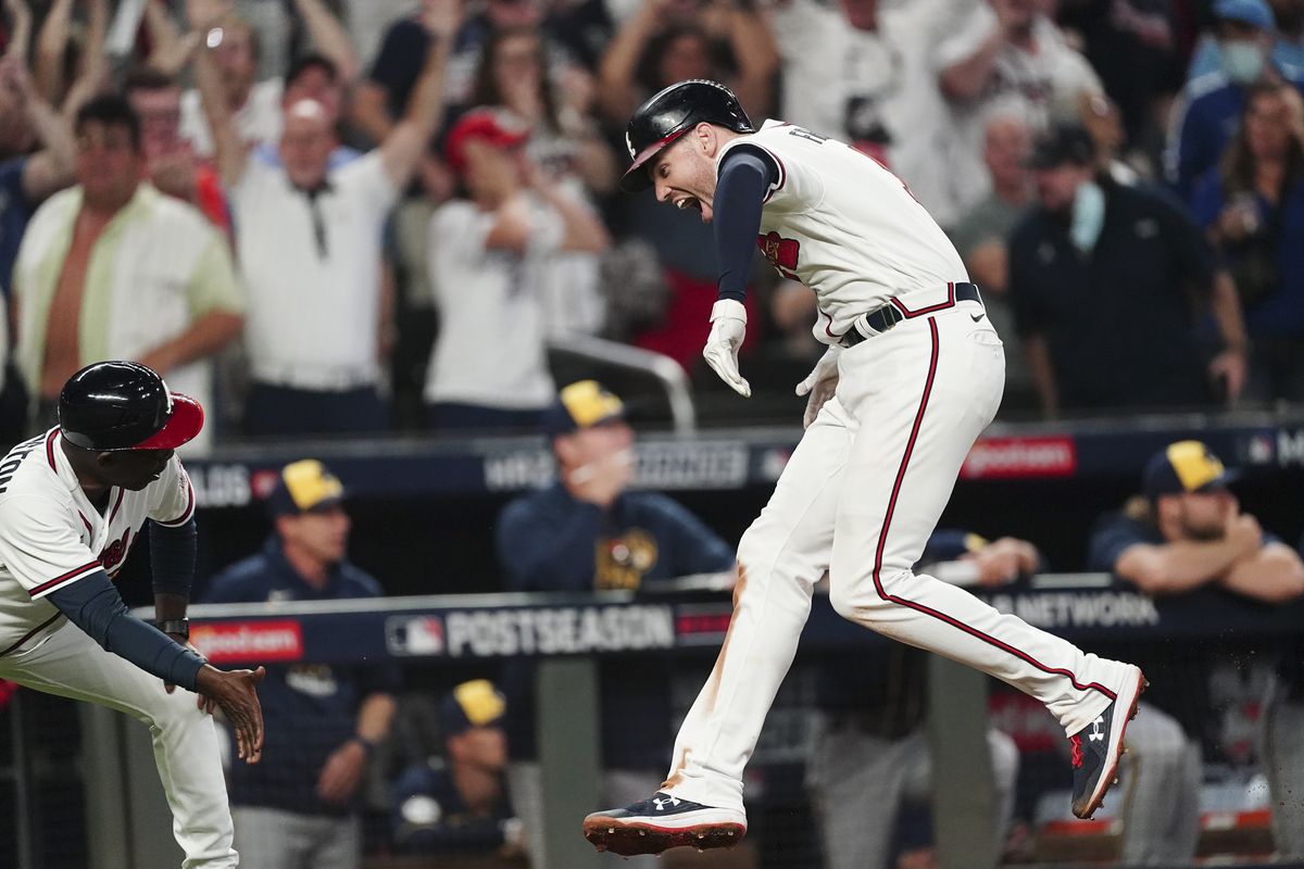 New York Yankees Passed on Signing Freddie Freeman in 2021 Offseason - BVM  Sports