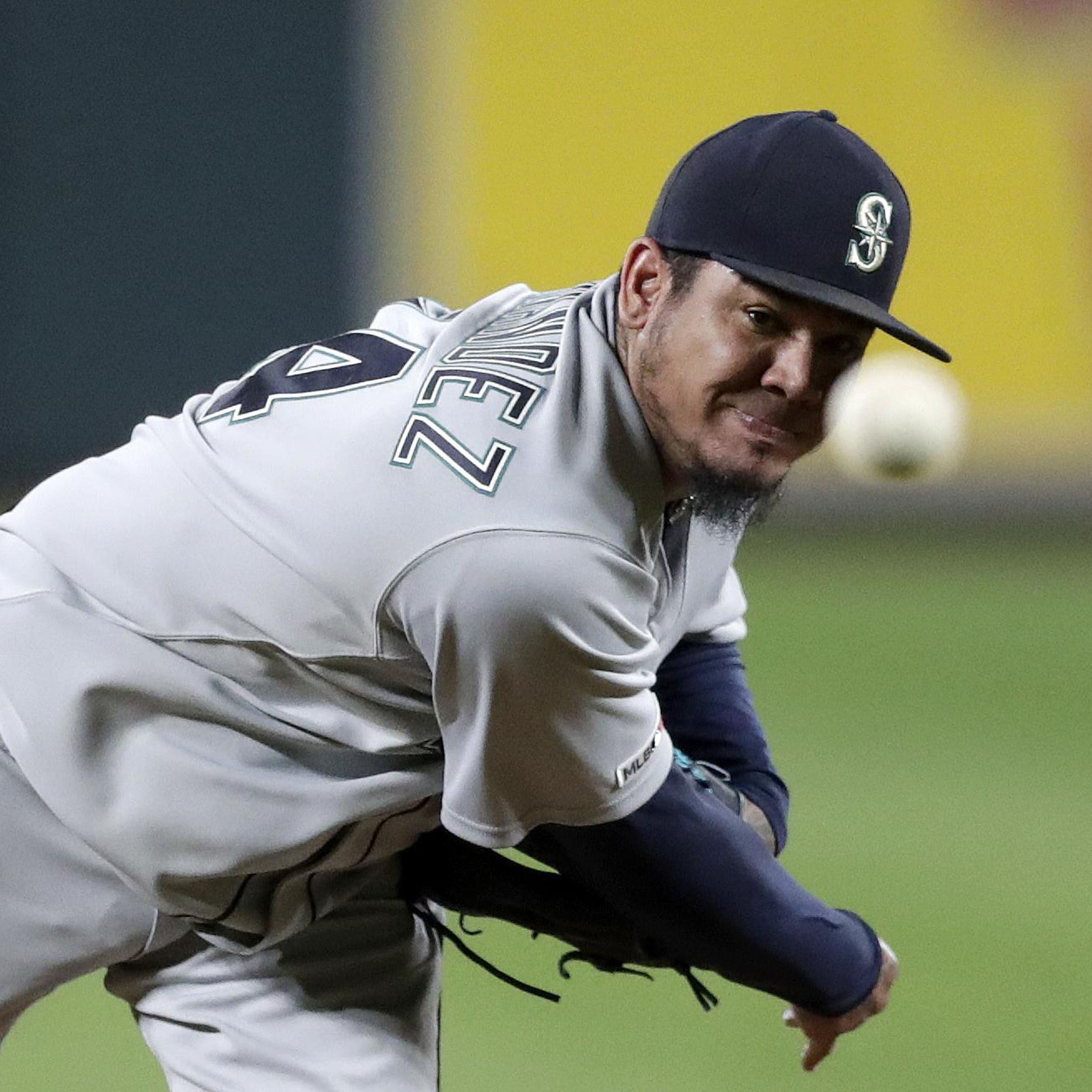 Felix Hernandez Says Goodbye to Seattle 