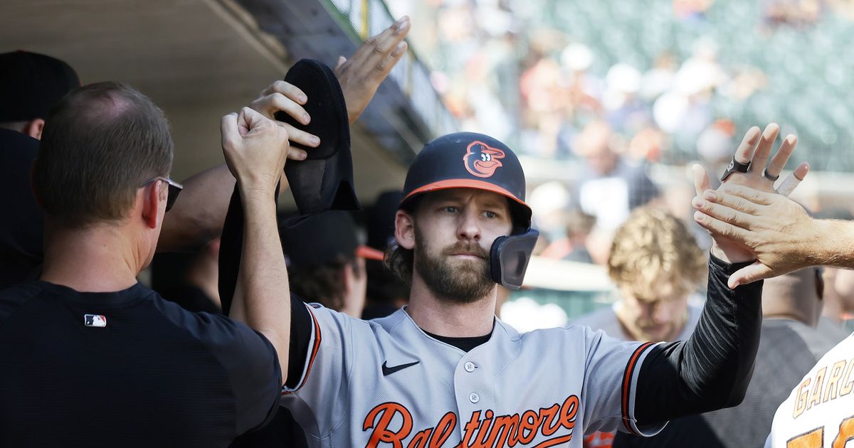 Mariners acquire outfielder Taylor Ward in trade with Orioles