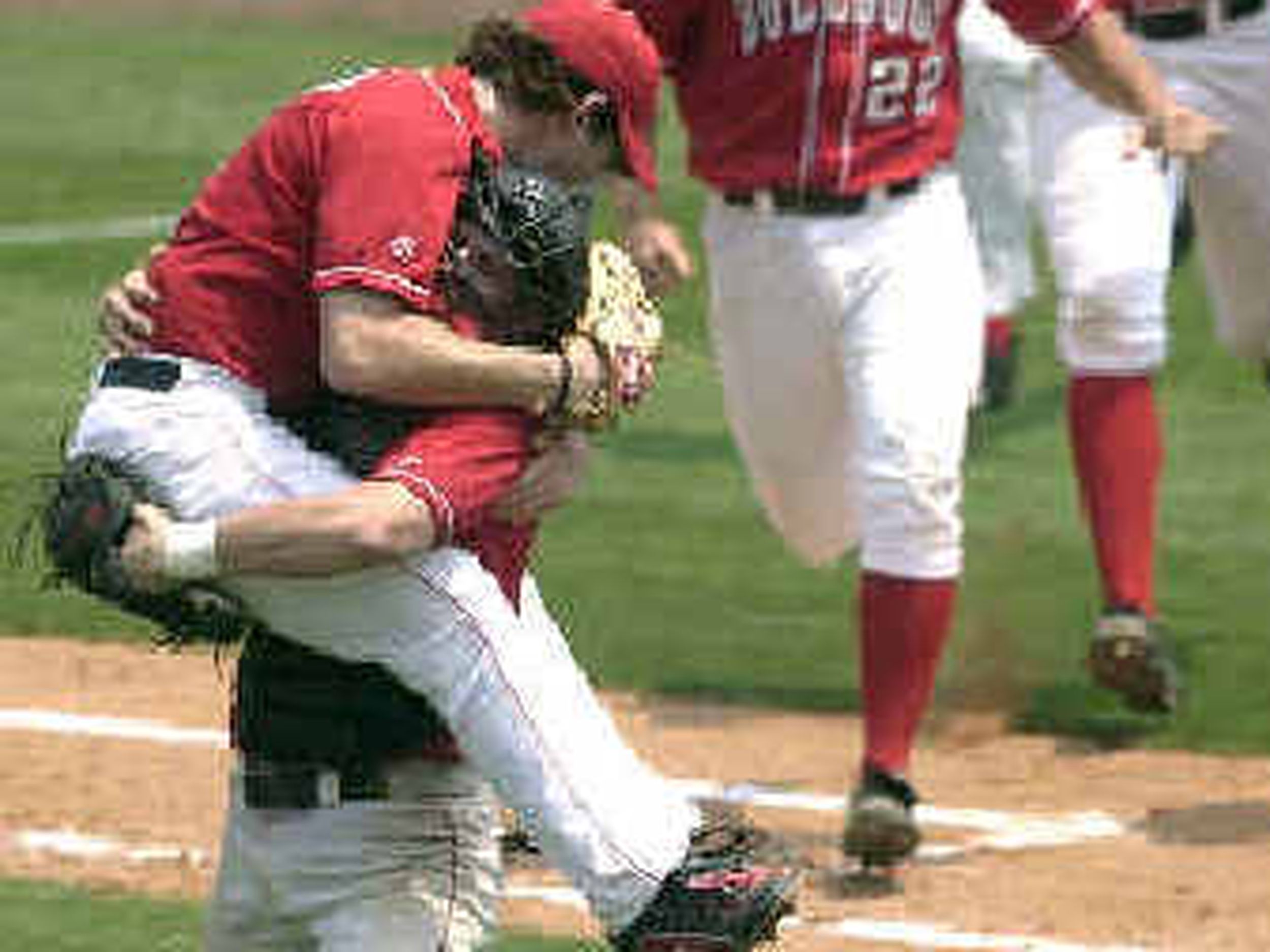 Gators Baseball loses grip on lead to fall 5-3 to Tigers