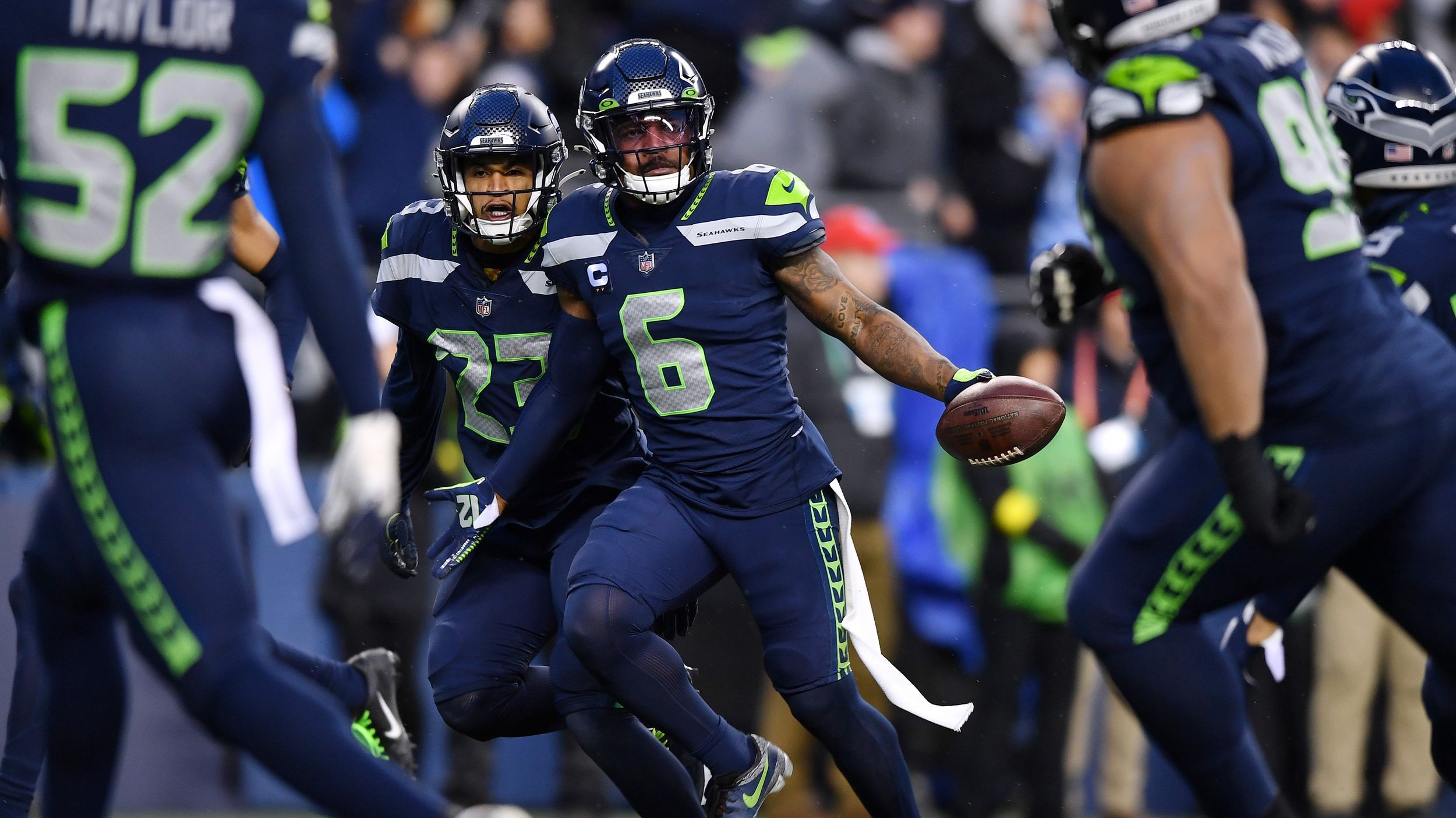 Seahawks top Rams 19-16 in OT, in playoffs after Lions win