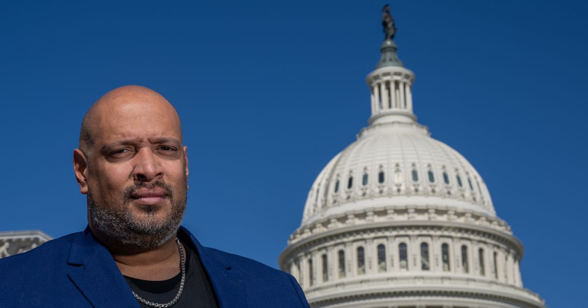 Image for Former Capitol Police Officer Harry Dunn running for Hoyer’s seat