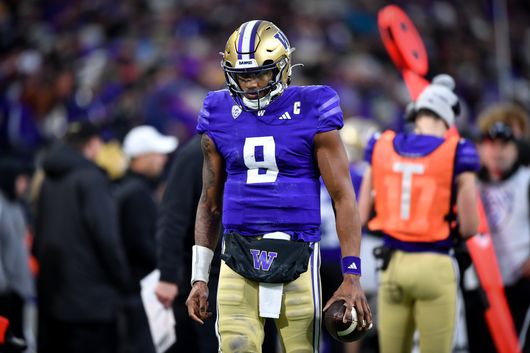 How Has UW QB Michael Penix Jr. Handled Pressure Of Unbeaten Season And ...