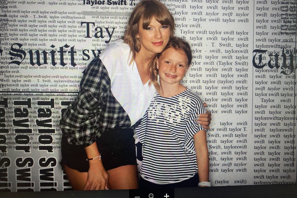 Taylor Swift and Jane Condran, 9, backstage at Lincoln Financial Field in Philadelphia on July 13, 2018.  (Courtesy of Ed Condran)