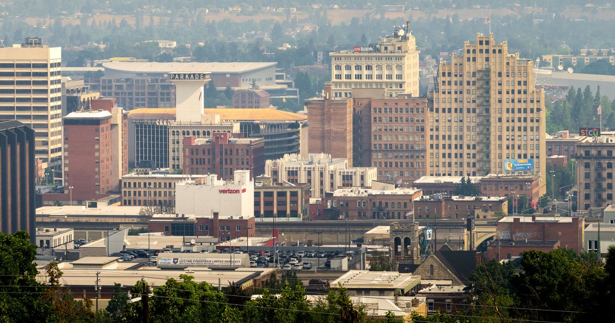 Smoke settles across Spokane region, leading to unhealthy air alert