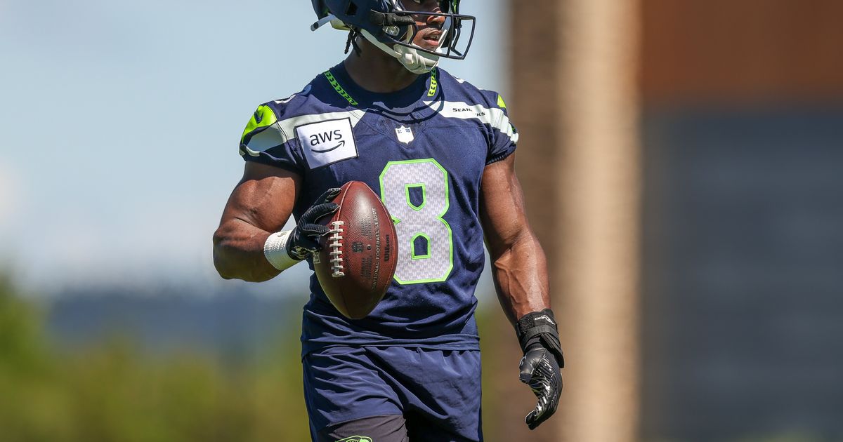 Projecting Seahawks roster heading into training camp