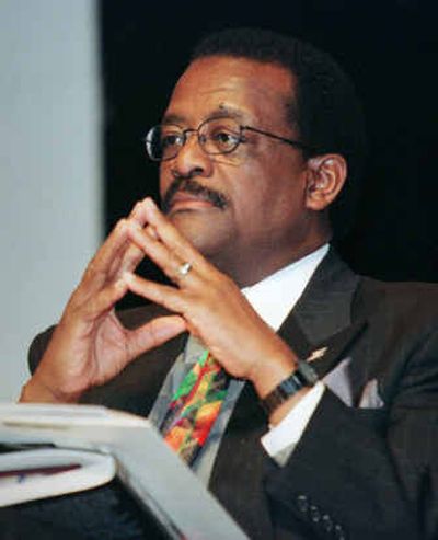 
 Johnnie Cochran relaxes before speaking at Winston-Salem State University in 1999. 
 (File/Associated Press / The Spokesman-Review)