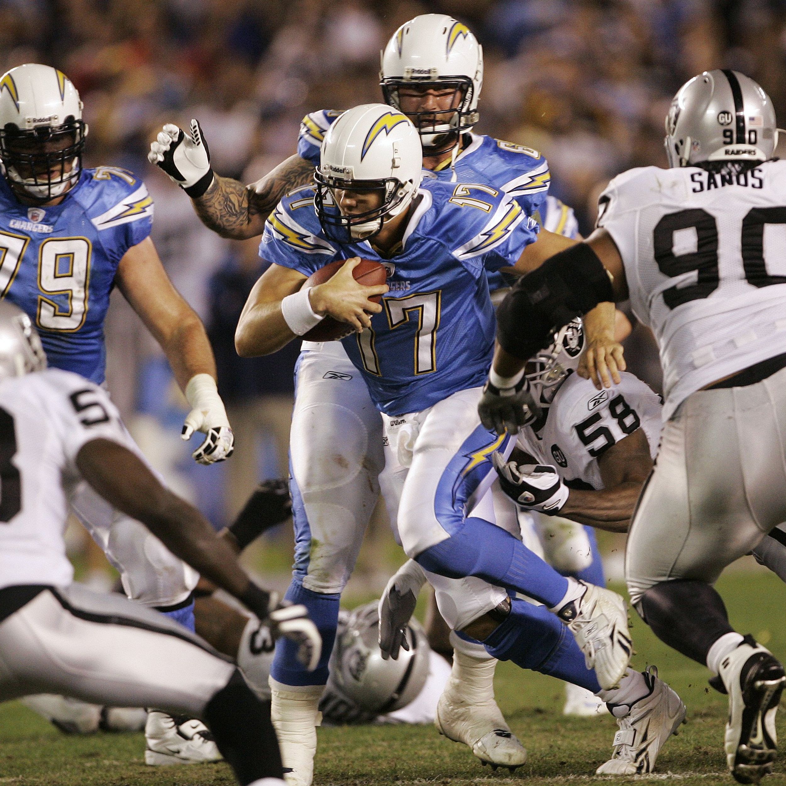 San Diego Chargers running back LaDainian Tomlinson (21) scrambles