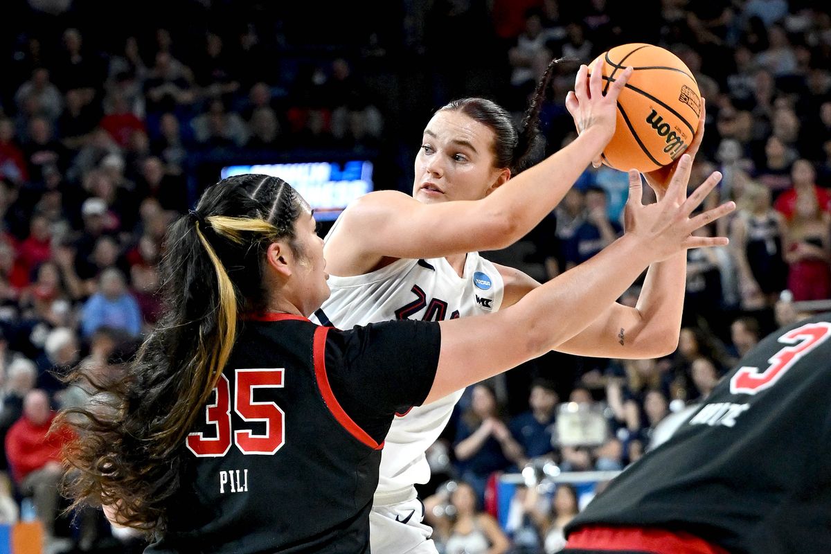 Gonzaga forward Maud Huijbens (5) looks to pass as Utah Utes forward Alissa Pili (35) defends during the first half of a NCAA Division 1 second round college basketball tournament game, Monday, March 25, 2024, in the McCarthey Athletic Center.  (COLIN MULVANY)