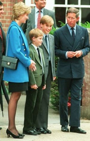 Princess Diana in 1995 with her two boys. (AP photo)